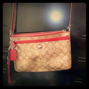 Signature Coach Crossbody